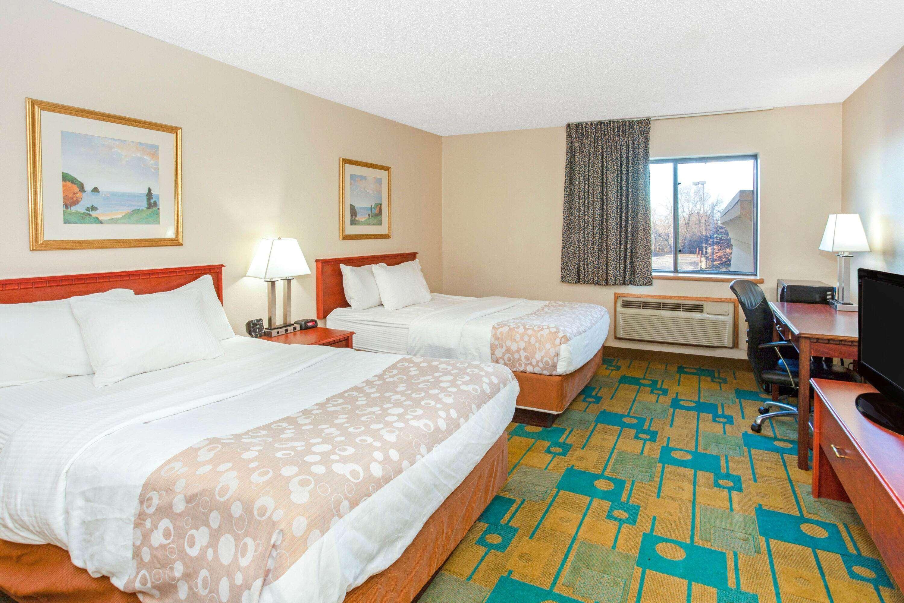 La Quinta Inn by Wyndham Milwaukee Airport / Oak Creek Bagian luar foto