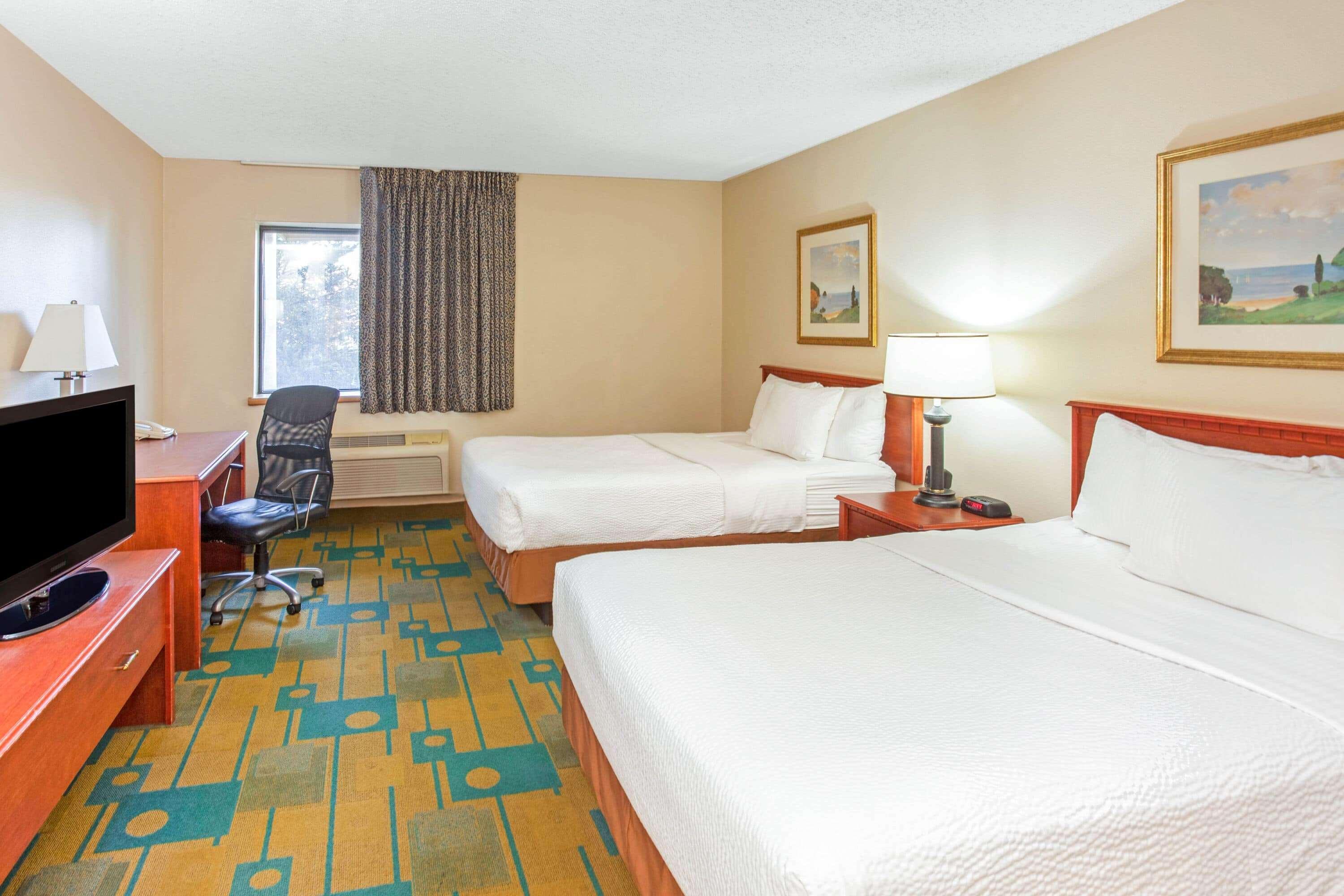 La Quinta Inn by Wyndham Milwaukee Airport / Oak Creek Bagian luar foto
